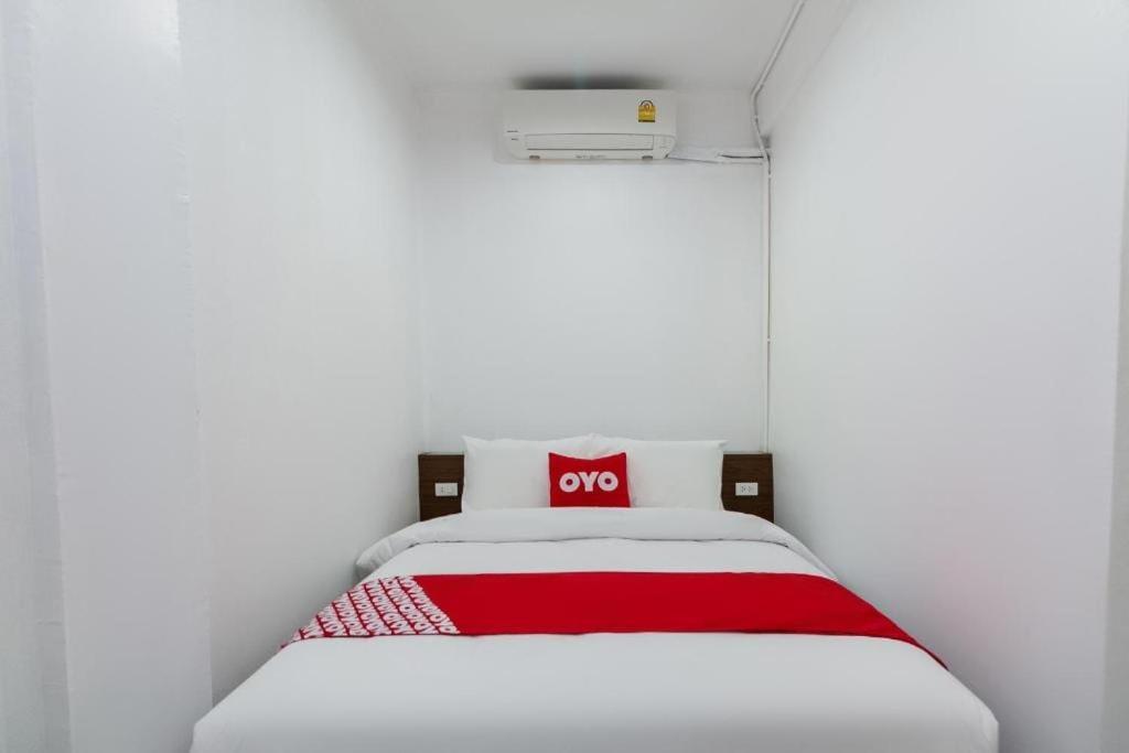 Oyo 75416 Rama3 Sunrise Hostel Bangkok Kültér fotó